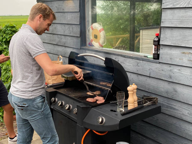 Gas oder Holzkohlegrill?